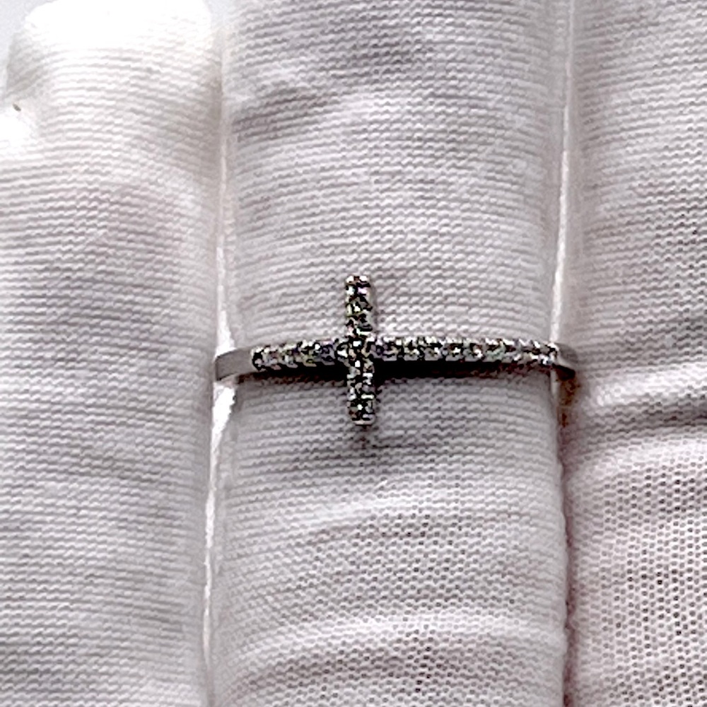 Sale $24 . 925 Sterling Silver Sideways Cz Cross Ring - Picture 12 of 17